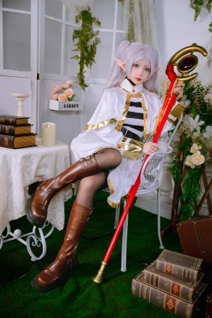 日奈娇(椎名莜)《芙莉莲》主题写真：60张全套美图