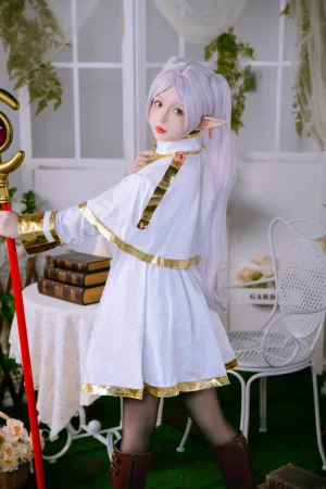 日奈娇(椎名莜)《芙莉莲》主题写真：60张全套美图