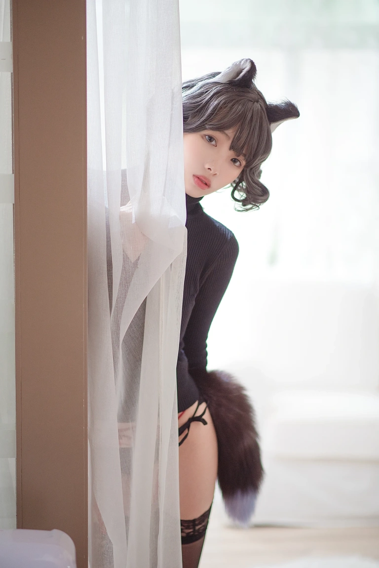 雯仔不讲道理《黑猫内衣》主题写真：31张全套美图