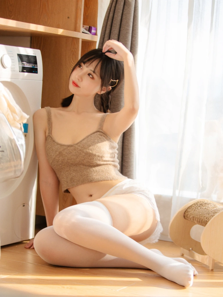 念雪《蜜桃拿铁》主题写真：36张全套美图