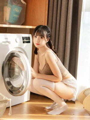 念雪《蜜桃拿铁》主题写真：36张全套美图