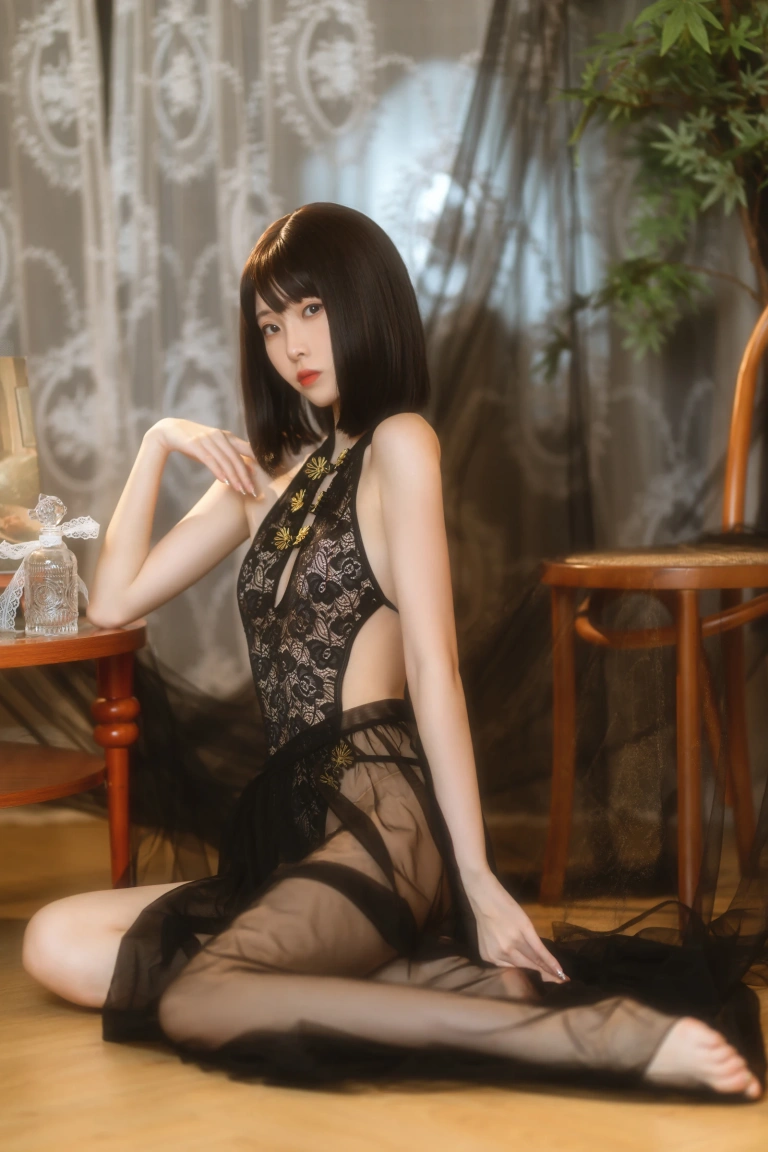 许岚《纯欲黑纱》主题写真：40张全套美图