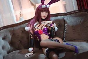 面饼仙儿《斯卡哈兔女郎》主题写真：26张全套美图