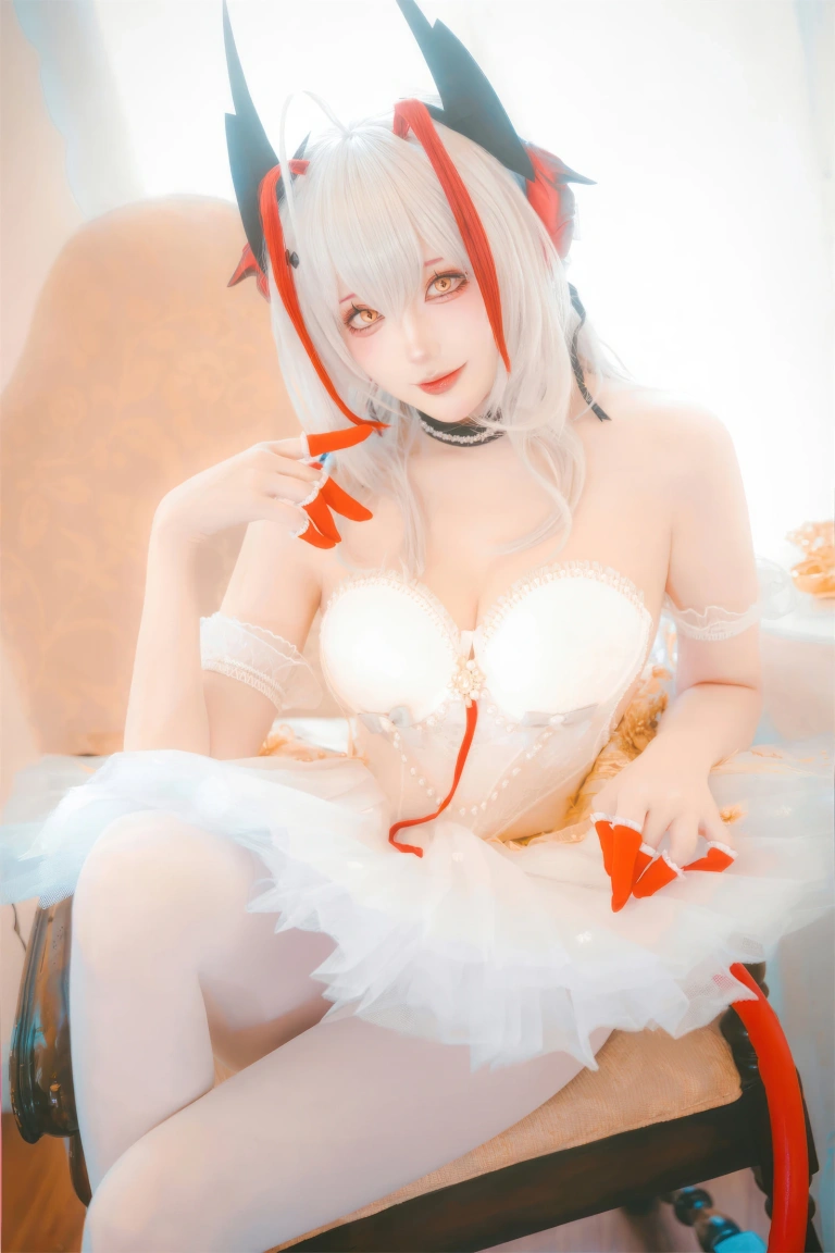 瓜希酱《明日方舟 w芭蕾》主题写真：15张全套美图