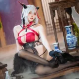 瓜希酱《虹色 电子档》主题写真：100张全套美图