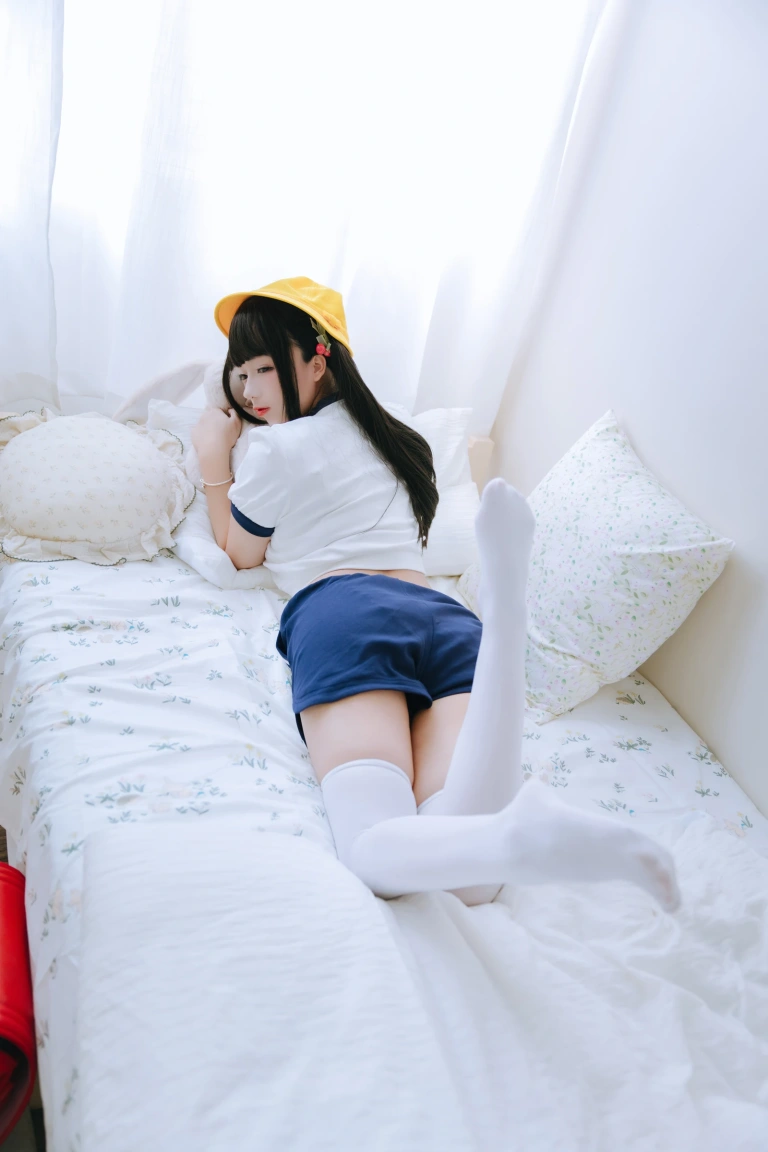 日奈娇(椎名莜)《萝莉》主题写真：105张全套美图