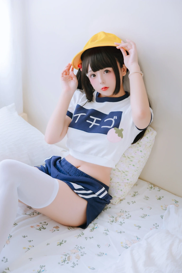 日奈娇(椎名莜)《萝莉》主题写真：105张全套美图
