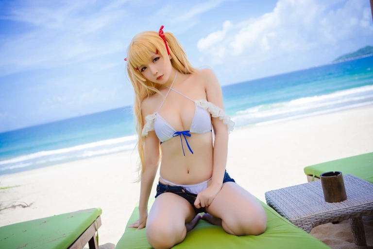 星之迟迟《《鸣夏》 苏赛克斯》主题写真：25张全套美图