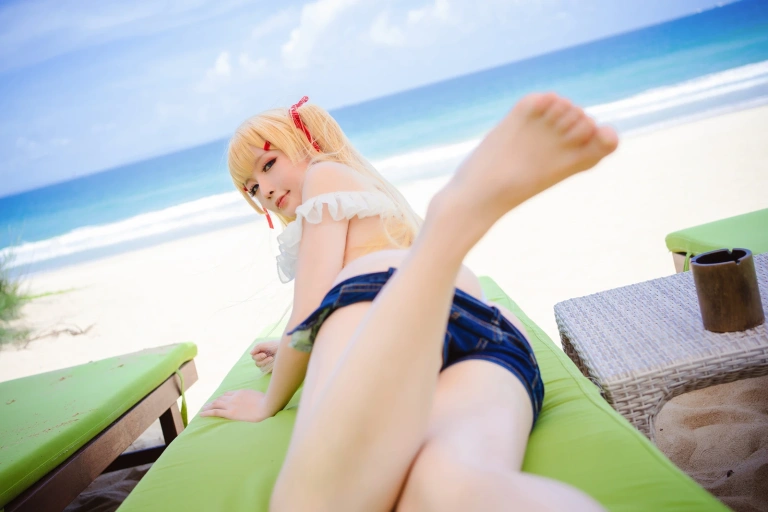 星之迟迟《《鸣夏》 苏赛克斯》主题写真：25张全套美图