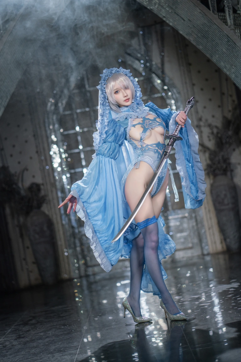 阿包也是兔娘《冰雪2B》主题写真：42张全套美图