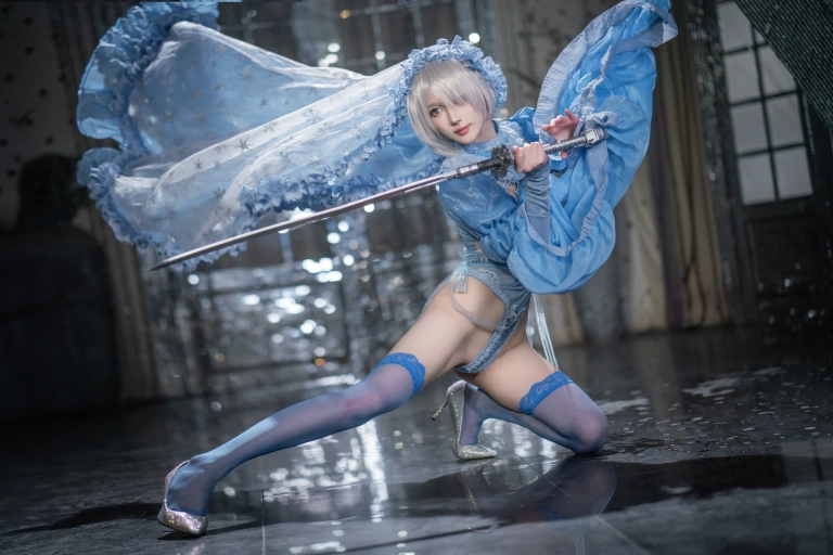 阿包也是兔娘《冰雪2B》主题写真：42张全套美图