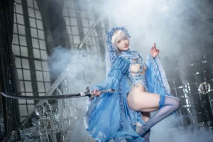 阿包也是兔娘《冰雪2B》主题写真：42张全套美图
