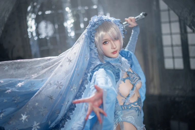 阿包也是兔娘《冰雪2B》主题写真：42张全套美图