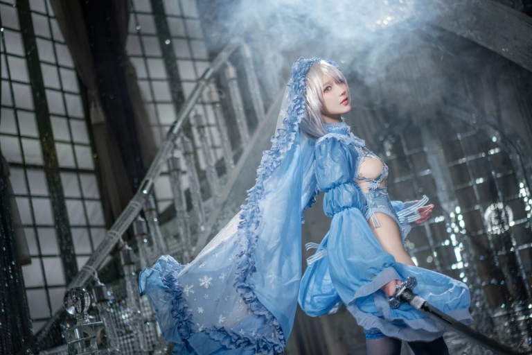 阿包也是兔娘《冰雪2B》主题写真：42张全套美图