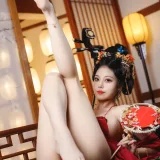 蜜汁猫裘《唐宫夜宴》主题写真：61张全套美图，含1个视频