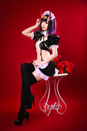 星之迟迟《《星之彼方》 酒吞女仆》主题写真：20张全套美图