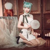 面饼仙儿《初音旗袍》主题写真：28张全套美图
