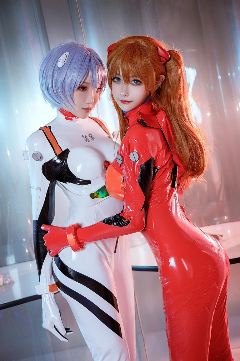 瓜希酱&Momoko葵葵《EVA 双厨狂喜版》主题写真：62张全套美图