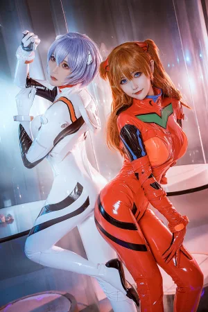 瓜希酱&Momoko葵葵《EVA 双厨狂喜版》主题写真：62张全套美图