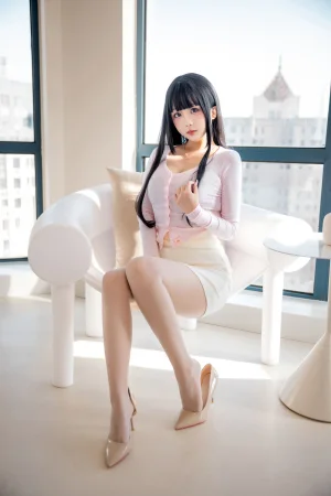 日奈娇(椎名莜)《茶水间》主题写真：150张全套美图，含5个视频