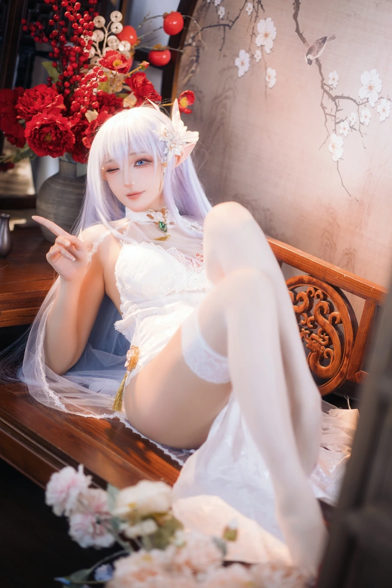 瓜希酱《阿尔比恩旗袍》主题写真：20张全套美图