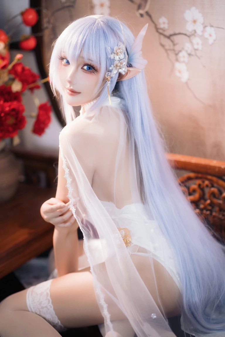 瓜希酱《阿尔比恩旗袍》主题写真：20张全套美图