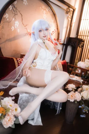 瓜希酱《阿尔比恩旗袍》主题写真：20张全套美图