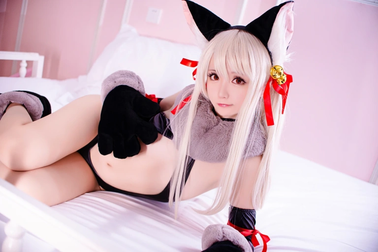 星之迟迟《《星之彼方》 伊莉雅》主题写真：20张全套美图
