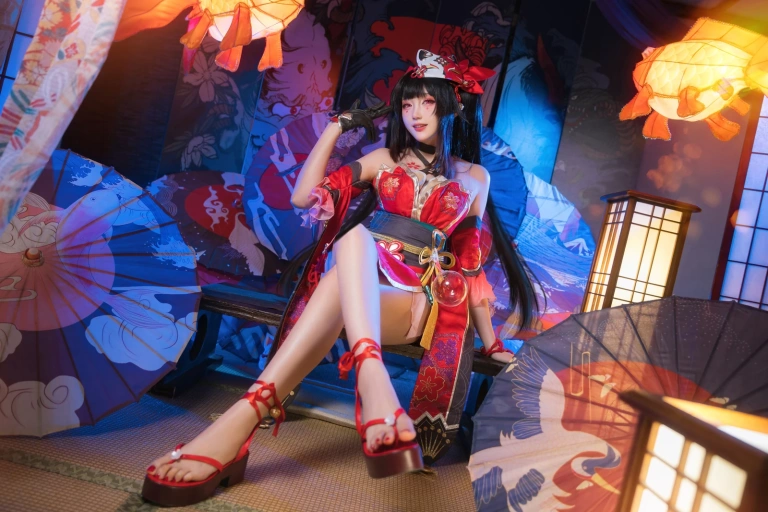 瓜希酱《崩坏·星穹铁道 花火》主题写真：21张全套美图