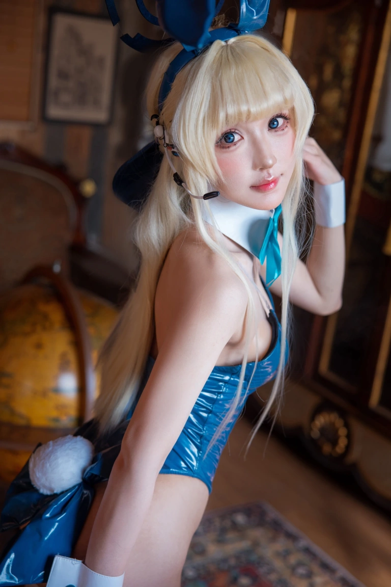 阿包也是兔娘《飞鸟马时》主题写真：30张全套美图