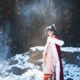 桜桃喵《熹微》主题写真：30张全套美图