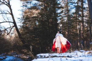 桜桃喵《熹微》主题写真：30张全套美图