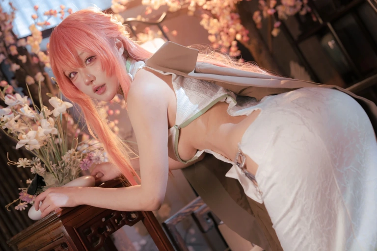 阿包也是兔娘《碧蓝航线 英仙座旗袍》主题写真：30张全套美图