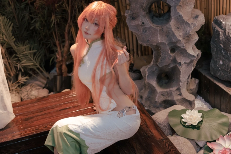 阿包也是兔娘《碧蓝航线 英仙座旗袍》主题写真：30张全套美图