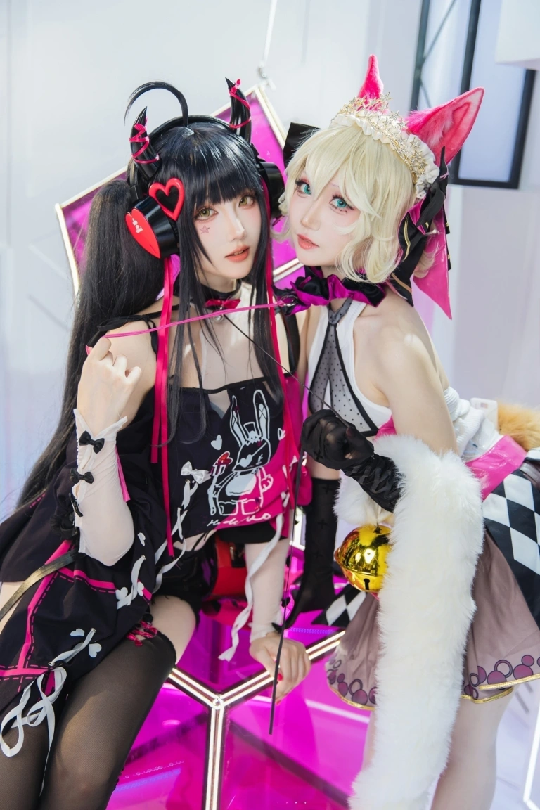瓜希酱《交错战线cos旋律》主题写真：14张全套美图