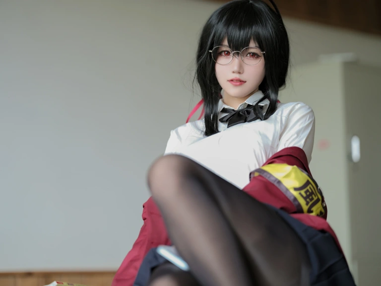 小仓千代《碧蓝航线 大凤JK》主题写真：45张全套美图