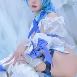 阿包也是兔娘《加冕图 优菈》主题写真：25张全套美图