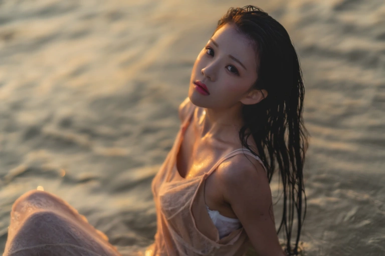 桜桃喵《潮汐》主题写真：33张全套美图