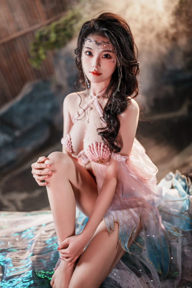 蜜汁猫裘《美人鱼》主题写真：63张全套美图，含1个视频