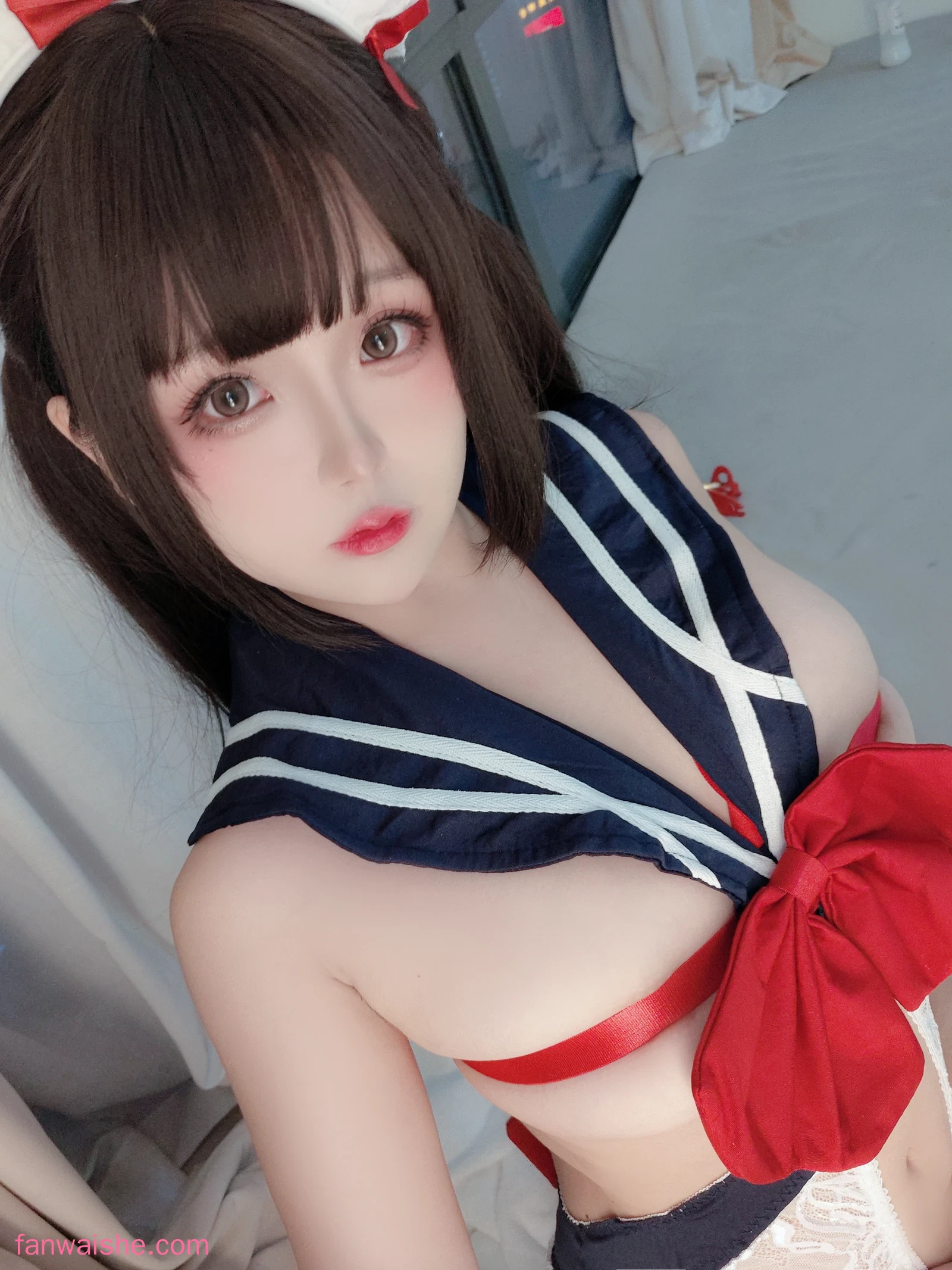 日奈娇(椎名莜) 日奈娇(椎名莜) NO.098 - 小礼物 水手服