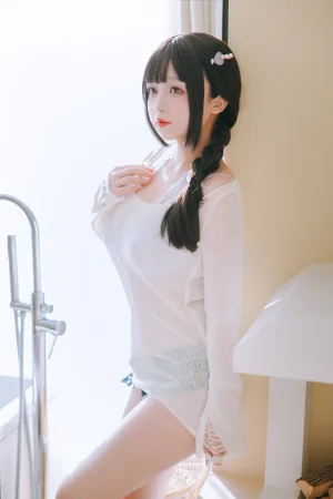 日奈娇(椎名莜)《牛仔裤人妻》主题写真：131张全套美图，含1个视频