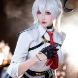 瓜希酱《鸣潮 赞妮》主题写真：20张全套美图