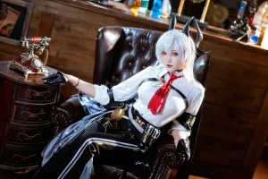 瓜希酱《鸣潮 赞妮》主题写真：20张全套美图