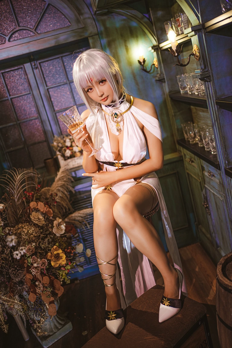 星之迟迟《《琉璃之宴》 马萨诸塞》主题写真：25张全套美图