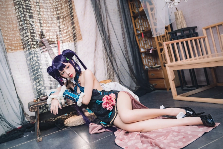 果咩酱《杨贵妃》主题写真：30张全套美图