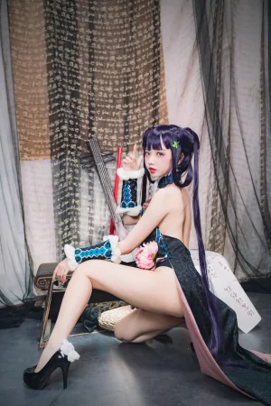 果咩酱《杨贵妃》主题写真：30张全套美图