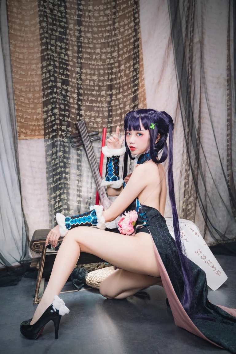 果咩酱《杨贵妃》主题写真：30张全套美图