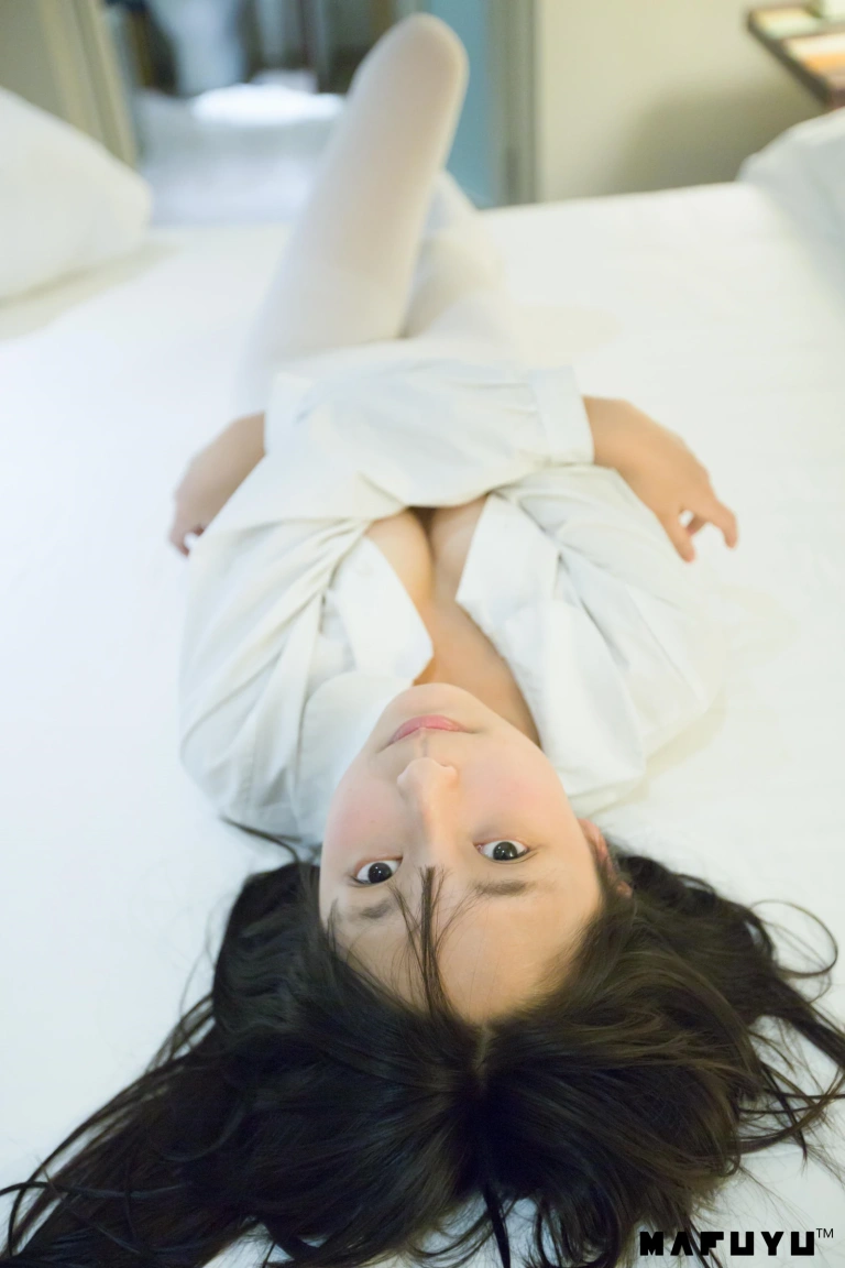 神楽坂真冬《分体死库水》主题写真：48张全套美图
