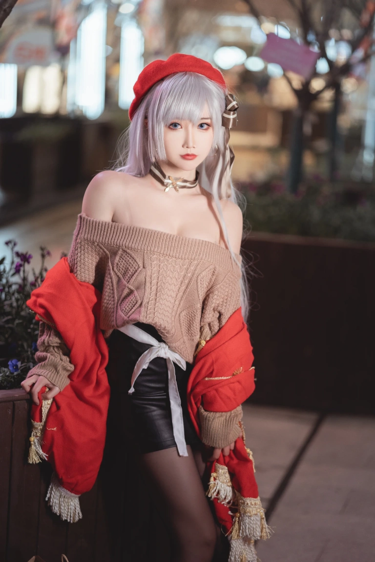 面饼仙儿《圣诞贝法》主题写真：17张全套美图