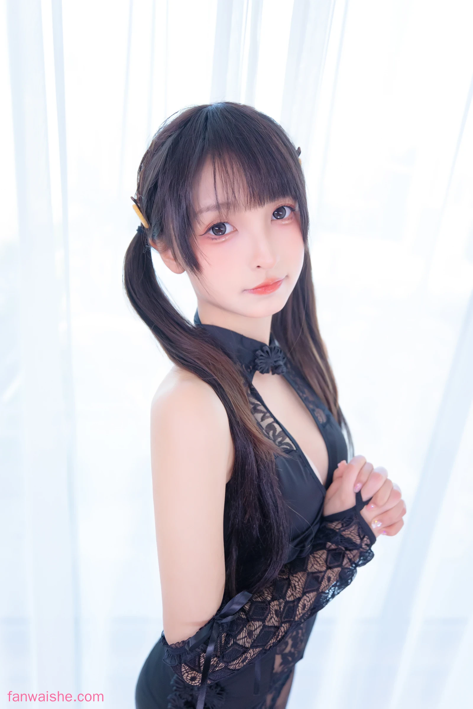 神楽坂真冬 神楽坂真冬 NO.100 - 第四季 序号18：《恋爱魔咒》